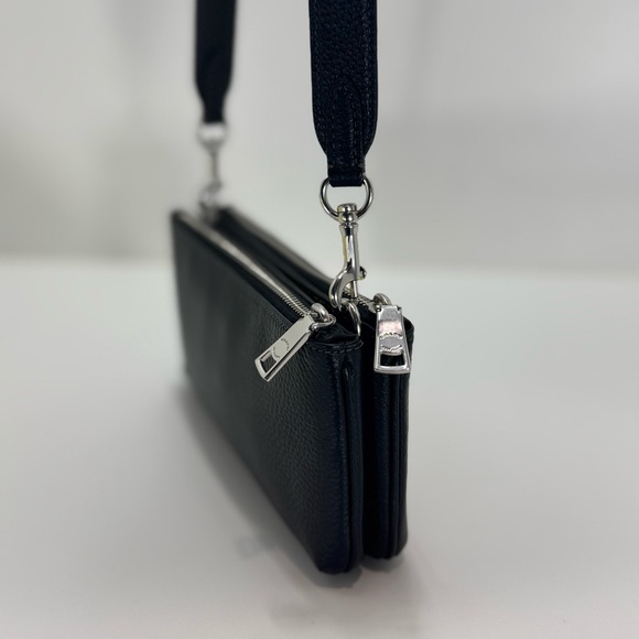 COACH Double Zip Crossbody Bag in Black Leather Wristlet - Picture 4 of 14